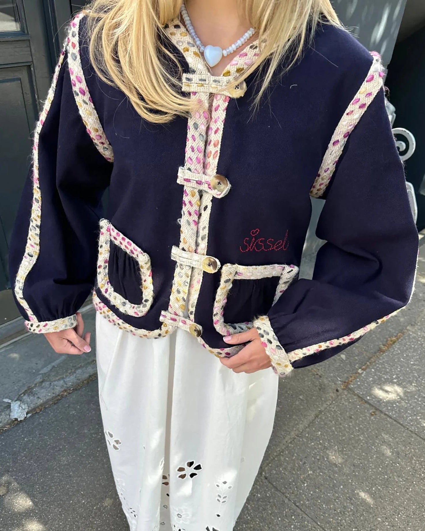 Sissel Edelbo Como Jakke Navy, blå broderet jakke