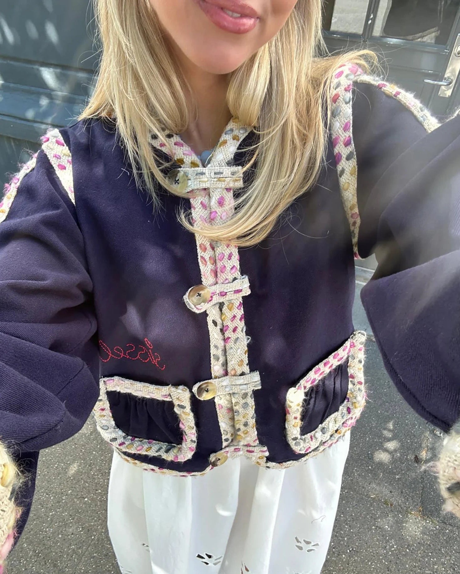 Sissel Edelbo Como Jakke Navy, blå broderet jakke