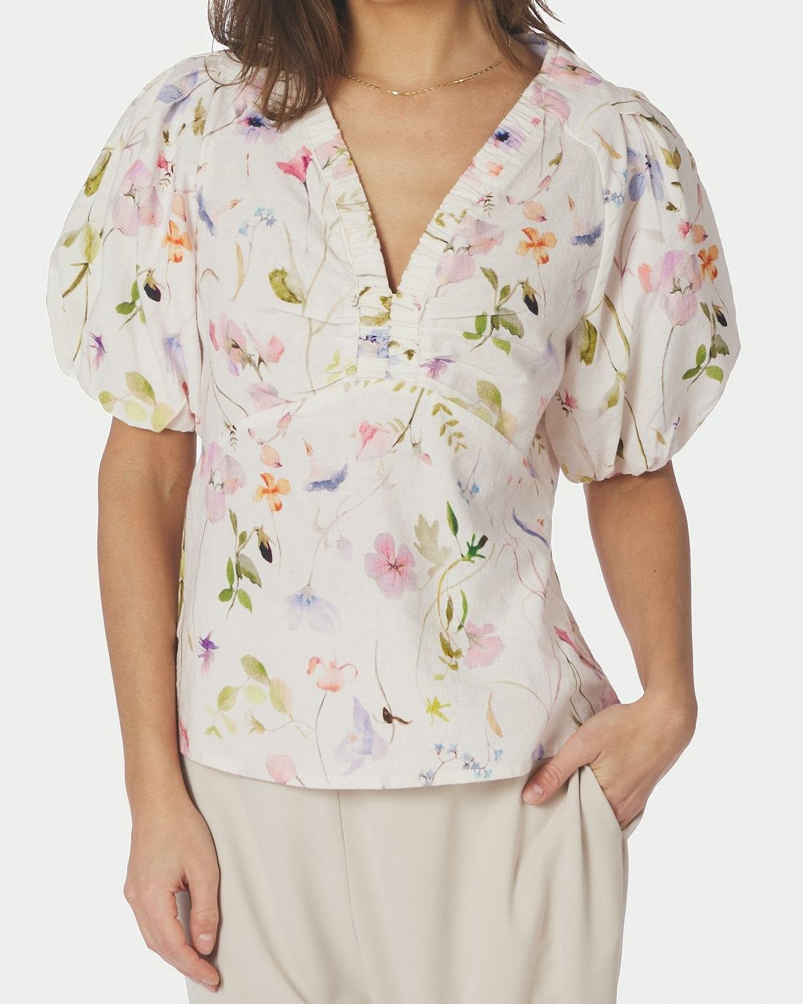 Irina Flower Bluse Off White fra Neo Noir, fin blomstret bluse