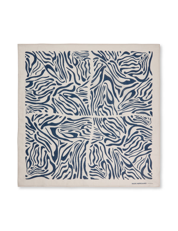 Mads Nørgaard Soft Cotton Self Tørklæde Zebra AOP/Sargasso Sea