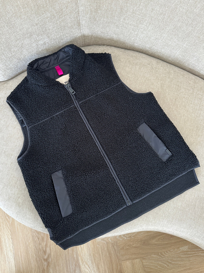 Mos Mosh Rowe Teddy Vest Black