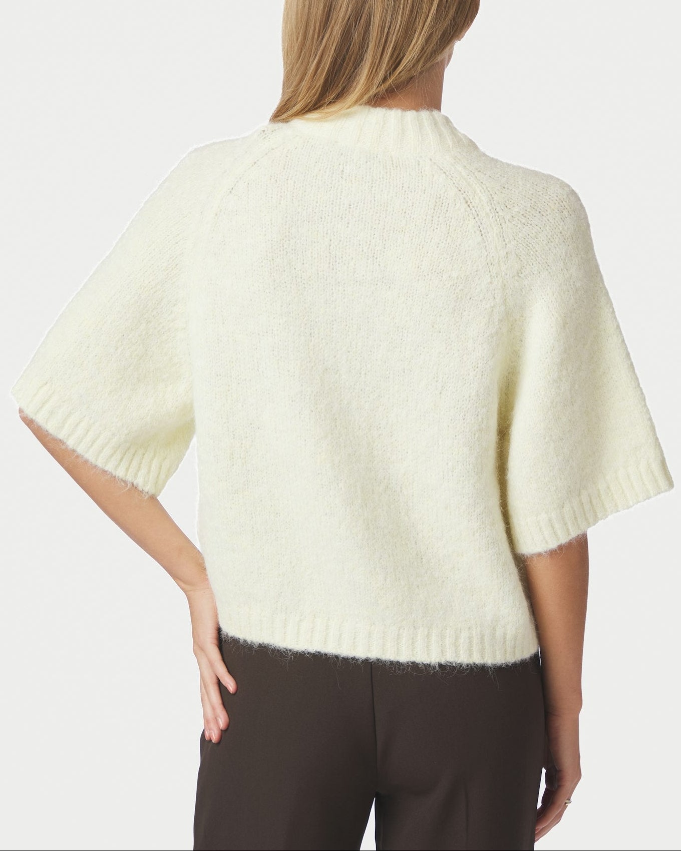 Benuta Fluffy Knit Cardigan Light Yellow fra Neo Noir, gul cardigan