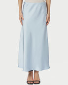 Bovary Nederdel Light Blue fra Neo Noir, blå satin nederdel