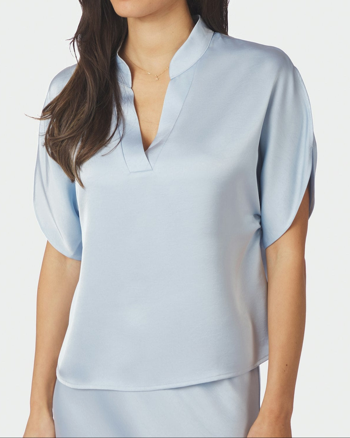 Anelle Heavy Sateen Bluse Light Blue fra Neo Noir, blå satinbluse