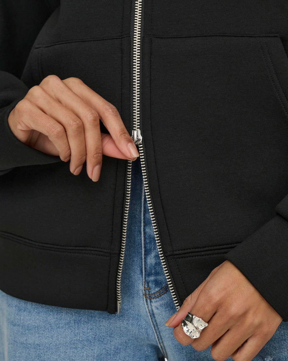 Only Naomi LS Two Way Zip Hoodie Black, sort zip hoodie