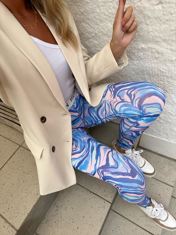 Hunkøn Gina Leggins Blue Swirl Art Print